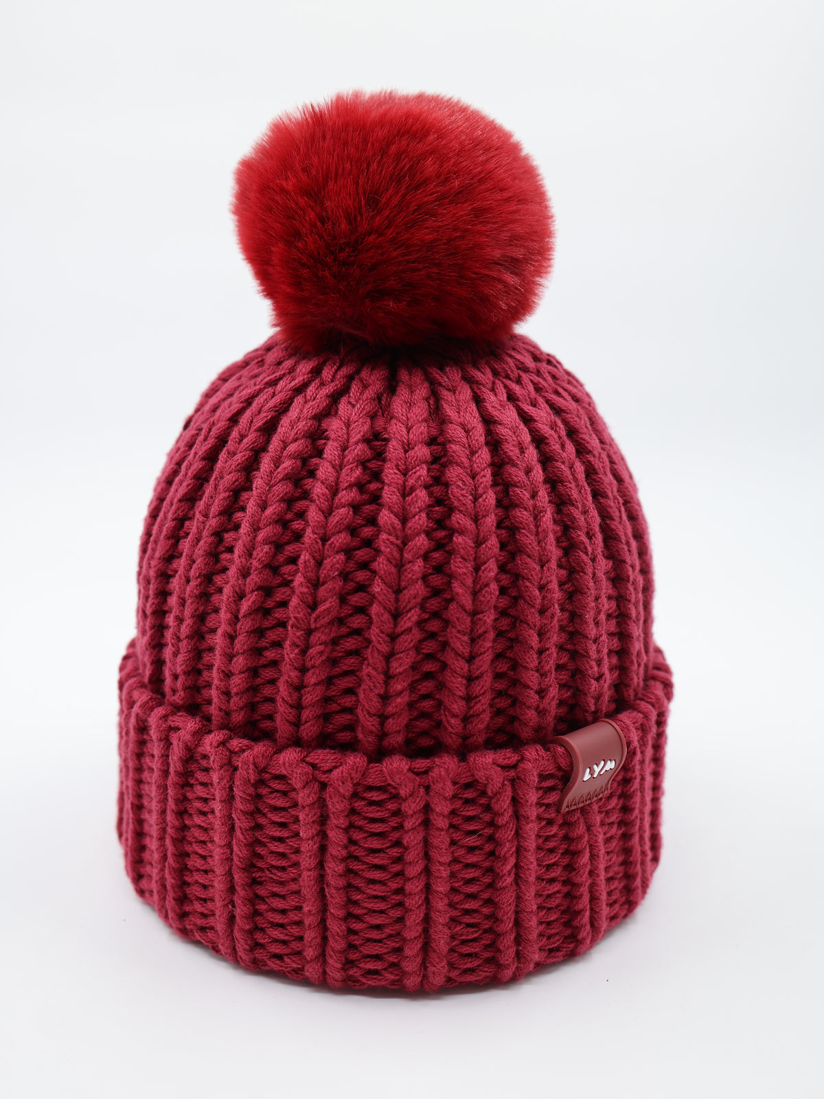 Chunky Knit Essentials Pom Beanie