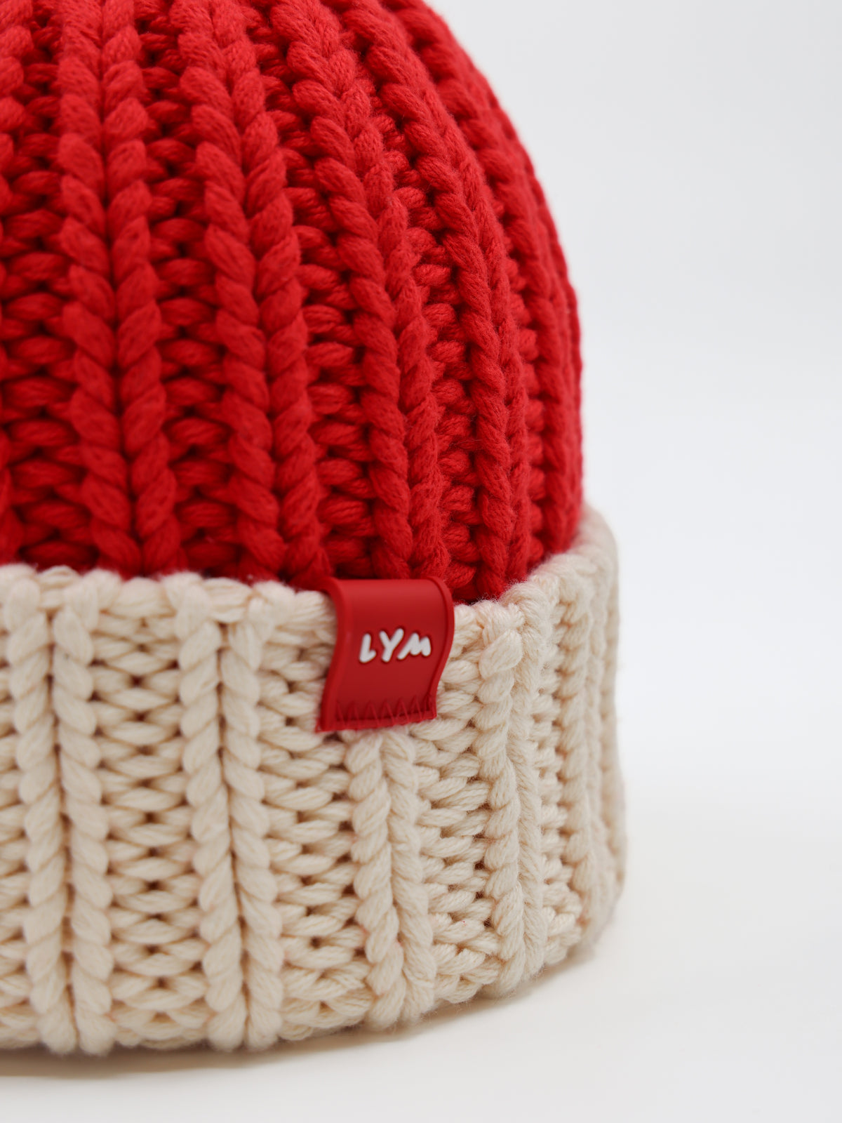Santa Chunky Knit Essentials Pom Beanie